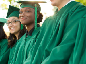 Au-delà du diplôme d’études secondaires : acquérir des compétences pour réussir à long terme