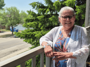 Darlene – Saskatoon_feature.jpg (1)